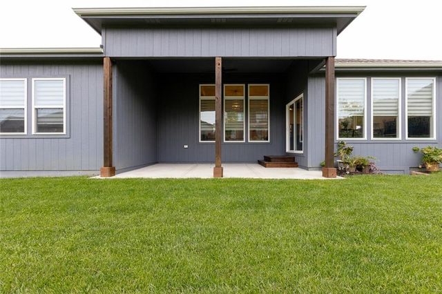 8134 NW 89th Street, Kansas City, MO 64153