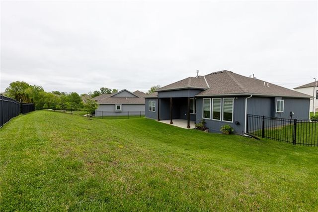 8134 NW 89th Street, Kansas City, MO 64153