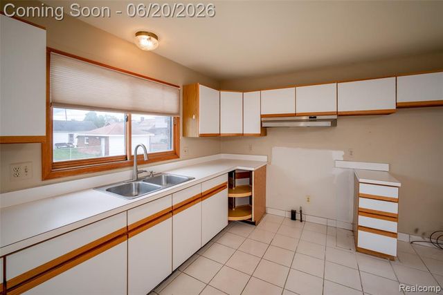 5401 Ternes Street, Dearborn, MI 48126
