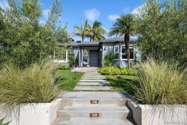 5825 Waverly Ave, La Jolla, CA 92037