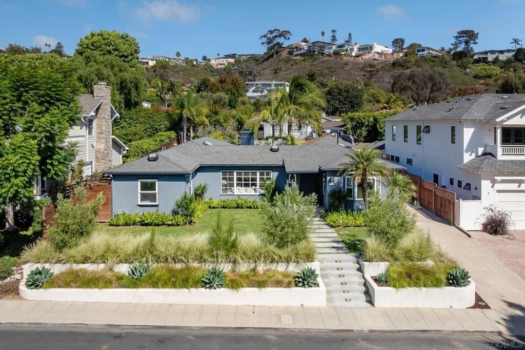 5825 Waverly Ave, La Jolla, CA 92037