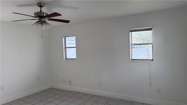 2839 Topeka St, Corpus Christi, TX 78404