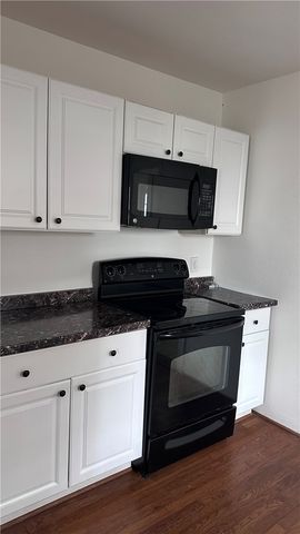 2839 Topeka St, Corpus Christi, TX 78404