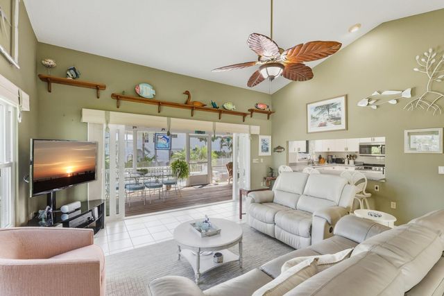 1528 43RD AVENUE DRIVE W, Palmetto, FL 34221