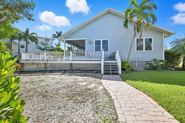 1528 43RD AVENUE DRIVE W, Palmetto, FL 34221