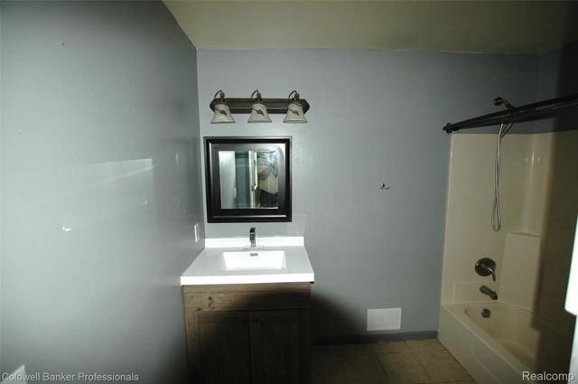 5730 Van Dyke Road, Evergreen Township, MI 48726