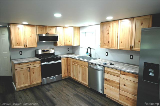 5730 Van Dyke Road, Evergreen Township, MI 48726