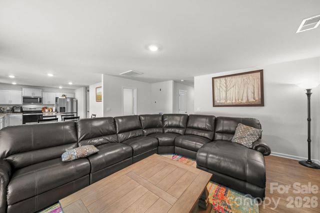2130 Eastway Drive, Dallas, NC 28034