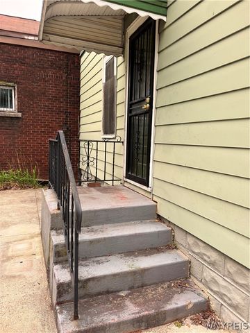 454 Wyoming Avenue, Buffalo, NY 14215