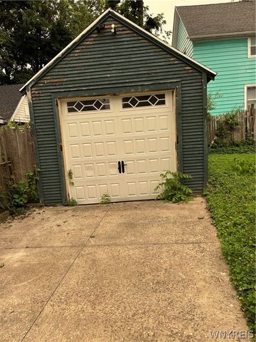 454 Wyoming Avenue, Buffalo, NY 14215