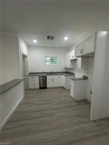 2371 Lafayette ST, Fort Myers, FL 33901