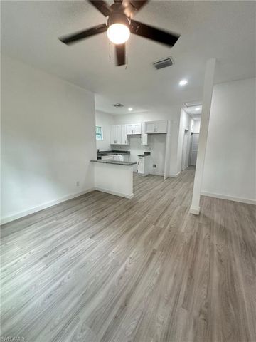 2371 Lafayette ST, Fort Myers, FL 33901