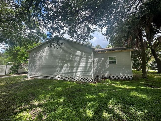 2371 Lafayette ST, Fort Myers, FL 33901