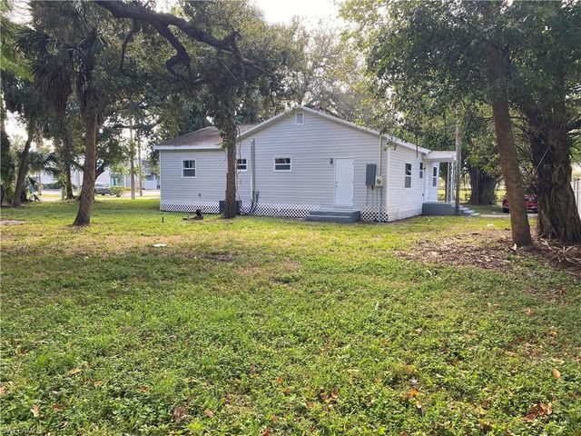 2371 Lafayette ST, Fort Myers, FL 33901