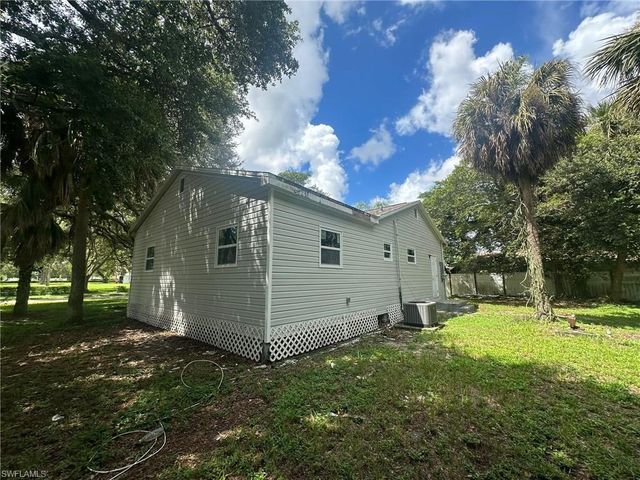 2371 Lafayette ST, Fort Myers, FL 33901