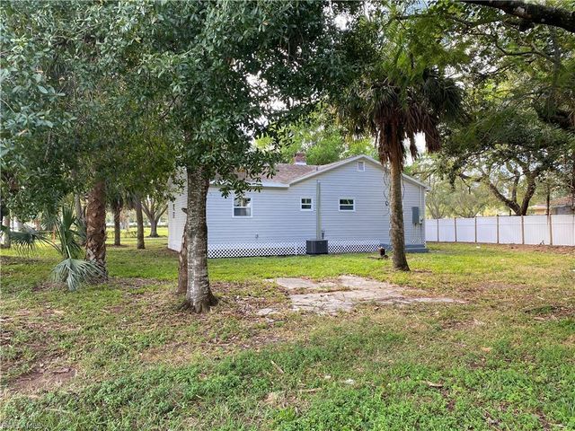 2371 Lafayette ST, Fort Myers, FL 33901
