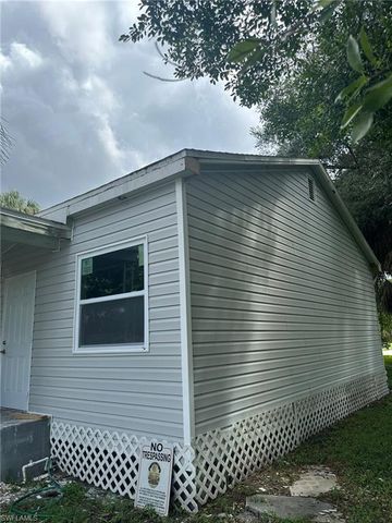 2371 Lafayette ST, Fort Myers, FL 33901