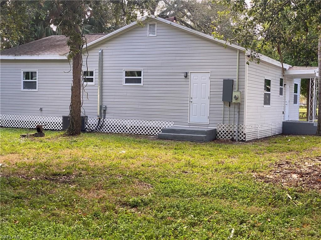 2371 Lafayette ST, Fort Myers, FL 33901