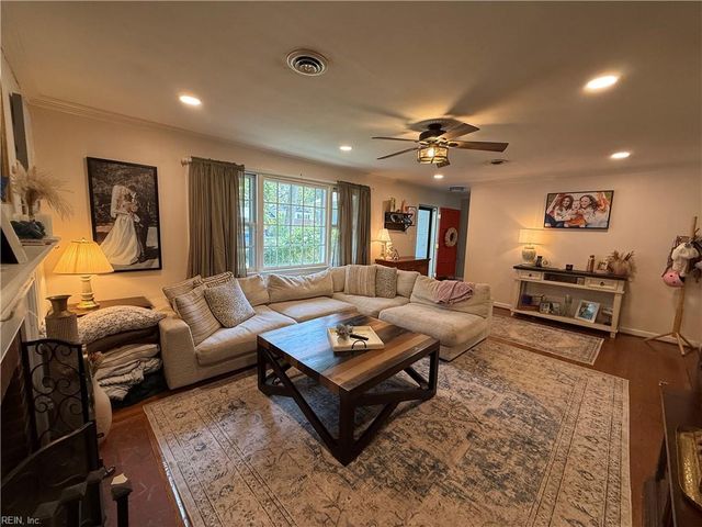 7 Sir Francis Wyatt PL, Newport News, VA 23606