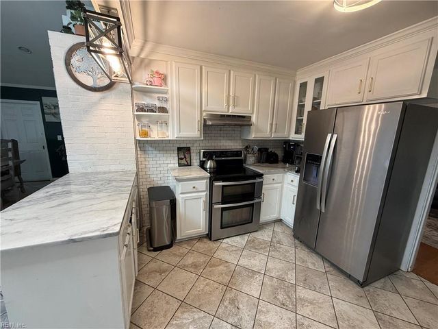 7 Sir Francis Wyatt PL, Newport News, VA 23606