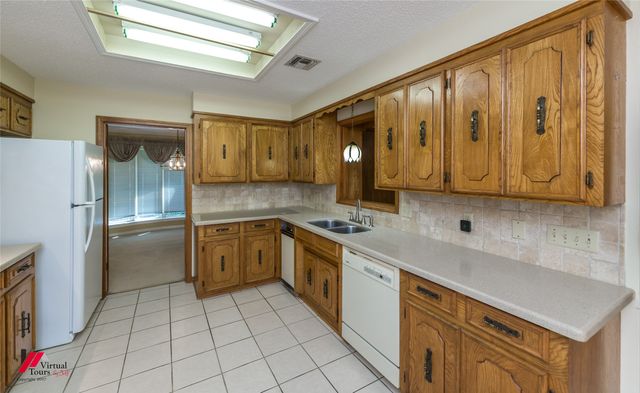 5407 Coach Road, Bossier City, LA 71111