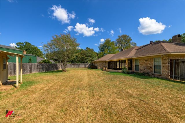 5407 Coach Road, Bossier City, LA 71111