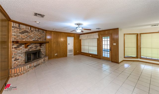 5407 Coach Road, Bossier City, LA 71111