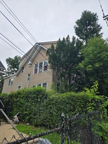 13 Fuller Pl, Irvington Twp., NJ 07111