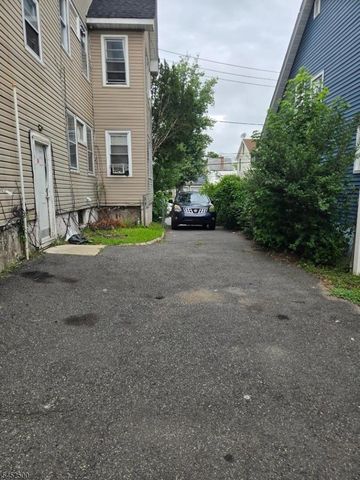13 Fuller Pl, Irvington Twp., NJ 07111