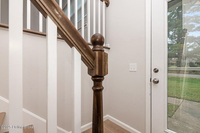 12113 Springmeadow Ln, Goshen, KY 40026