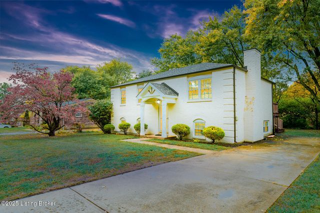 12113 Springmeadow Ln, Goshen, KY 40026