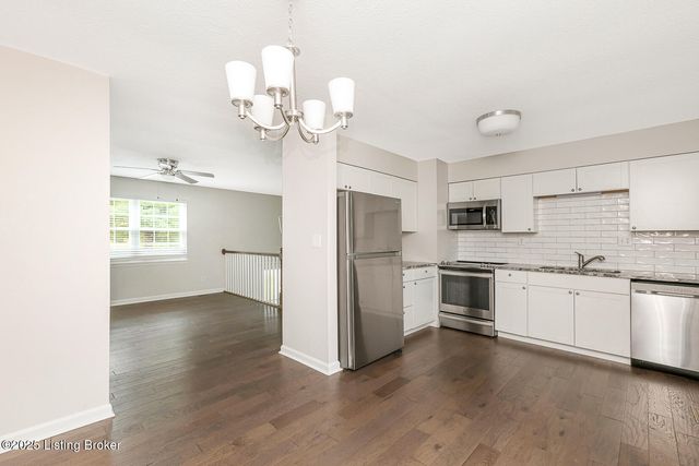 12113 Springmeadow Ln, Goshen, KY 40026