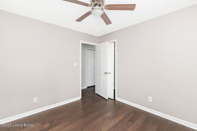 12113 Springmeadow Ln, Goshen, KY 40026