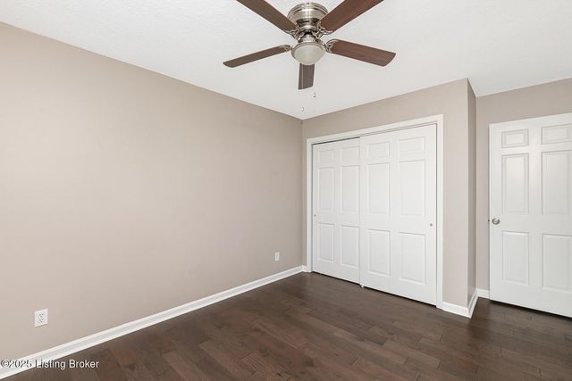 12113 Springmeadow Ln, Goshen, KY 40026