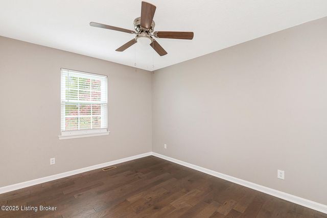 12113 Springmeadow Ln, Goshen, KY 40026