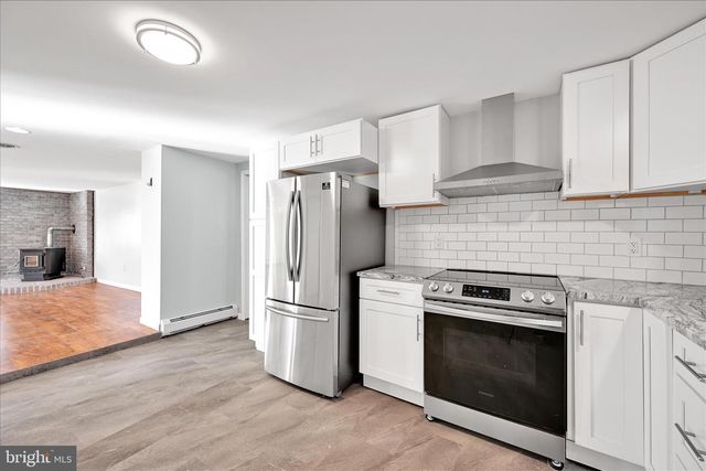 225 OWL CREEK RD, Tamaqua, PA 18252