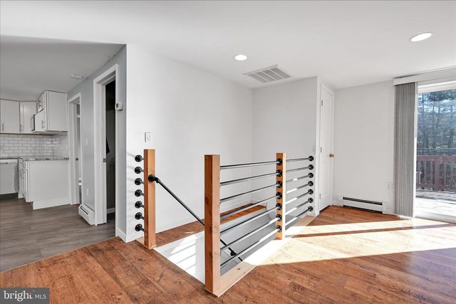 225 OWL CREEK RD, Tamaqua, PA 18252