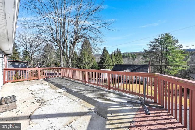 225 OWL CREEK RD, Tamaqua, PA 18252