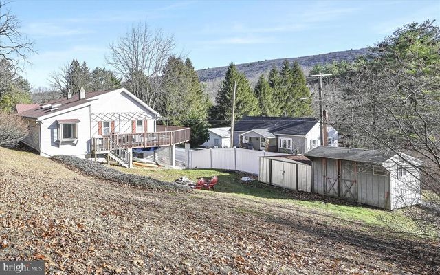 225 OWL CREEK RD, Tamaqua, PA 18252