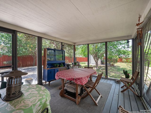 7815 Bypass Shoals, San Antonio, TX 78244