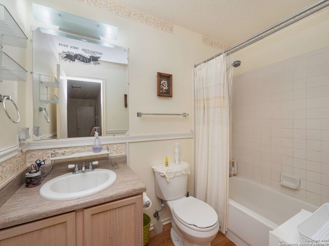 7815 Bypass Shoals, San Antonio, TX 78244