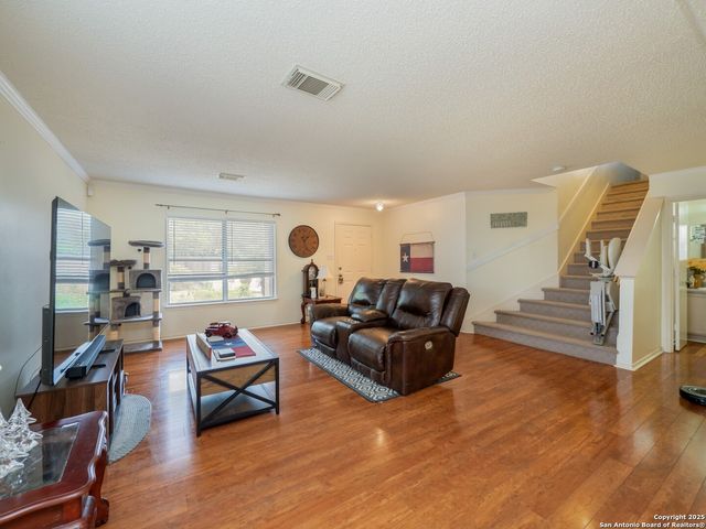 7815 Bypass Shoals, San Antonio, TX 78244