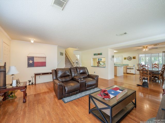 7815 Bypass Shoals, San Antonio, TX 78244