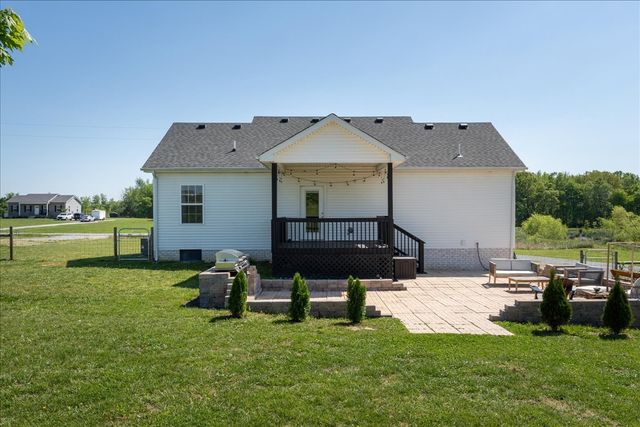 242 Ashley Dawn Ct, Portland, TN 37148
