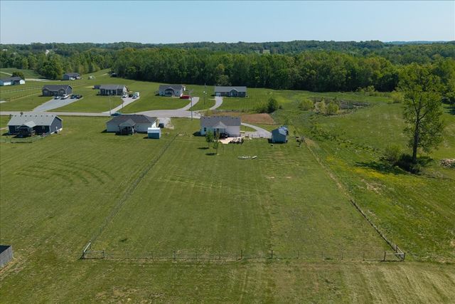 242 Ashley Dawn Ct, Portland, TN 37148