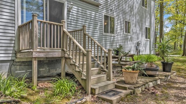 1620 Sapphire Drive, Hudson, OH 44236