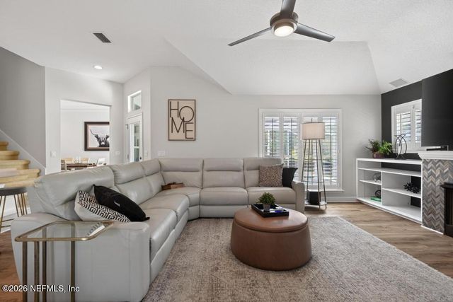 1722 RIVER PLANTATION Lane, Jacksonville, FL 32223