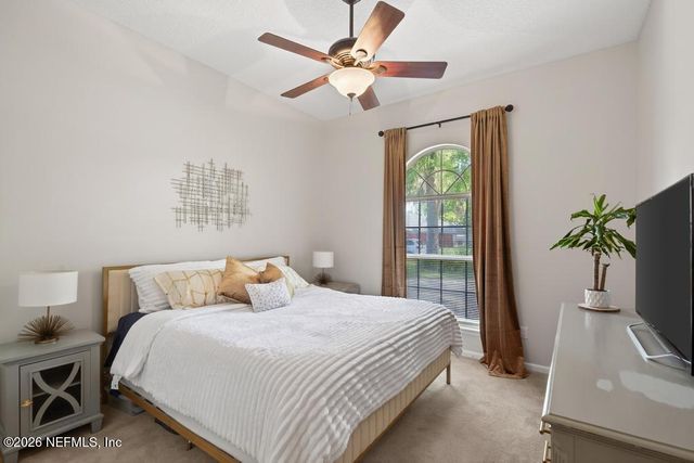 1722 RIVER PLANTATION Lane, Jacksonville, FL 32223