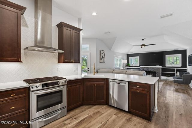 1722 RIVER PLANTATION Lane, Jacksonville, FL 32223