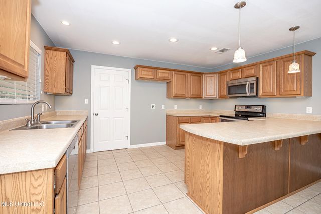136 Gary Street, Gulfport, MS 39503